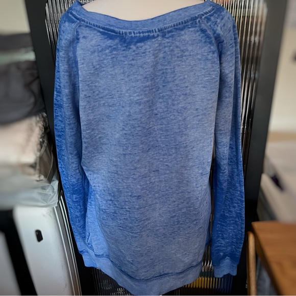 NBA Golden State Warriors M Blue Wide Neck Distressed Sweatshirt - Picture 2 of 4